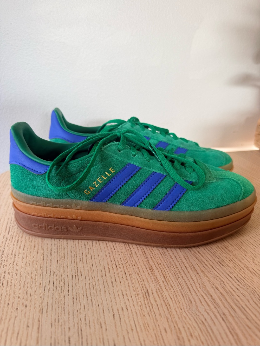 Adidas Gazelle Bold Platform Sneakers NWOT Size 7 Green/Blue - Picture 2 of 5